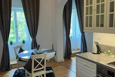 BLÜTHNER APARTMENT