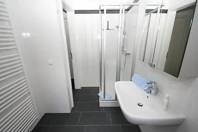 Vorderreihe, Fewo 108