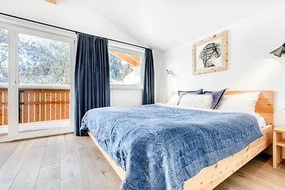 Chalet Fensterlewand