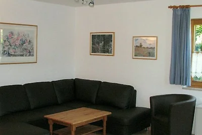 Geräumiges Ferienhaus mit Bergblick auf drei ...