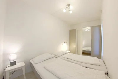 Apartment 547