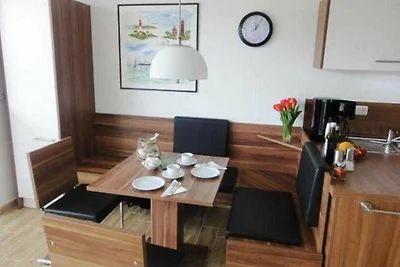 Küstenwald - Ferienwohnung Igelring H