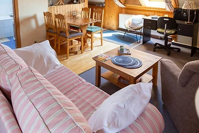 Ferienwohnung Dachgeschoss im Wohnhaus **