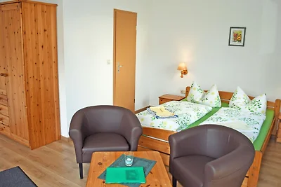 02 Doppelzimmer mit Terrasse