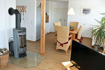 Ferienwohnung Rapsblüte mit Kamin und Balkon