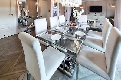 Royal Apartment
