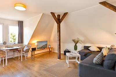 Apartment 5