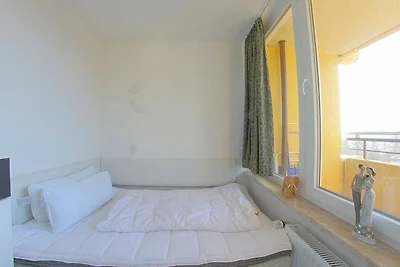 Apartment 422