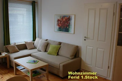 Haus bis 9 Pers., über 2 Etagen, Innenhof