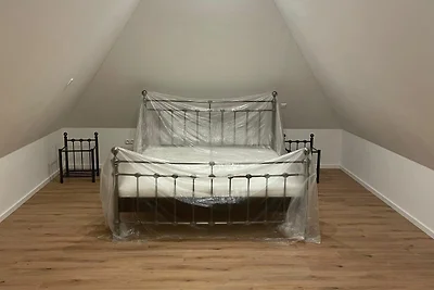 2) FeWo 3-Raum (60m², 5 Pers., OG, Südseite)