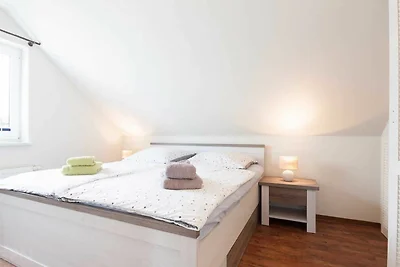H24: 3-Raum-Ferienhaus (65m²;