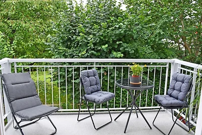 2-Raum-Ferienwohnung mit Balkon, ruhig...