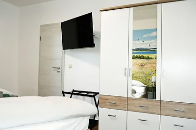 06 schönes Doppelzimmer mit Frühstück