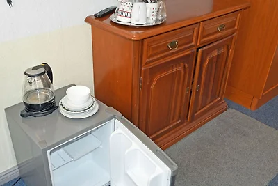 Budgetzimmer mit Dusche/WC auf dem Flur 16