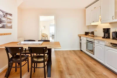 Apartment 6