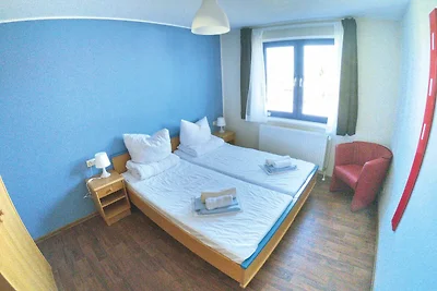 3 Raum Appartment mit Balkon