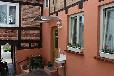 zentrale Ferienwohnung mit hauseigener...