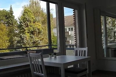 Appartement mit Balkon 1.OG mitte