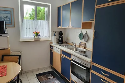 EIN-10 - Helle 2-Zimmer-Wohnung mit Balkon & ...