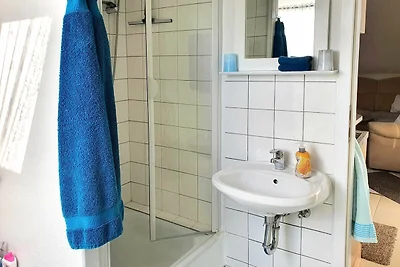 2- Zi. Fewo bis 2 P., DG, Nähe Schönklinik