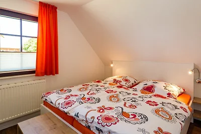 Appartement Lee mit Seeblick und Balkon (R)
