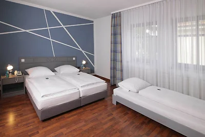 Dreibettzimmer