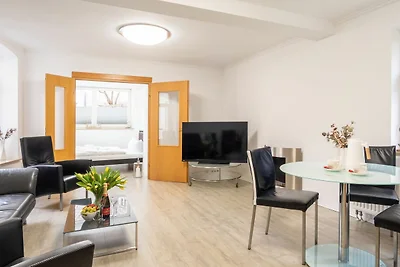 Fewo Charlot mit 2 Schlafzimmern & Bio-Kamin