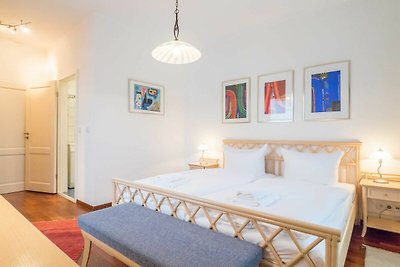 App. 11 Penthouse