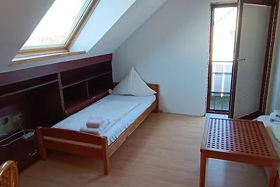 Apartment Dach zur Inselseite mit Balkon