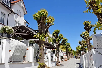 01 Ferienwohnung Ida mit Balkon und Strandkor...
