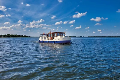 Kormoran 1150 - führerscheinfreies Hausboot