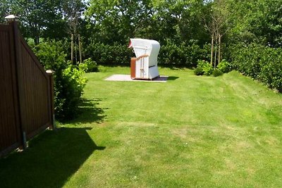 Webstube Hausteil mit Garten