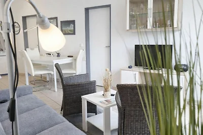 A9: Seeblick 2-Raum-Fewo (34m², max. 3 Pers.)