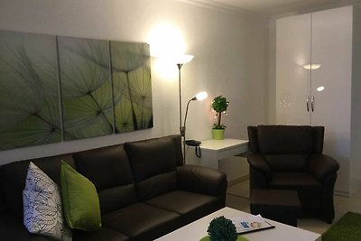 1-Raum-Appartement mit Gartenblick (u.a. App.