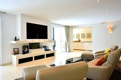 44387 Villa Alegria