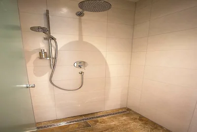 SUPERIOR-FAMILIEN-MEHRBETTZIMMER