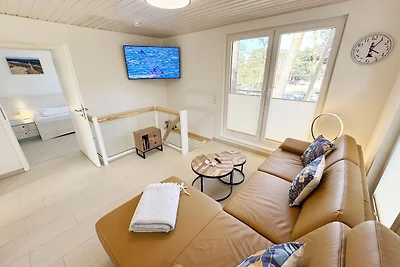 Doppelhaushälfte Nr. 1 mit Terrasse & Sauna