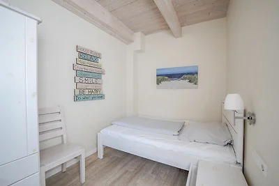 DAG-907 - Modernes Reihenhaus mit Garten (HT)