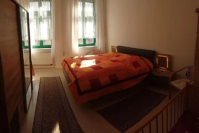 I. OG 82m², 2 Zi. mit Balkon