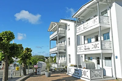 08 Ferienwohnung Ida mit Balkon und Strandkor...
