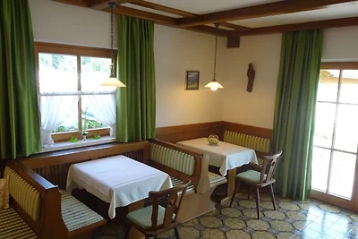 Doppelzimmer mit Balkon 1