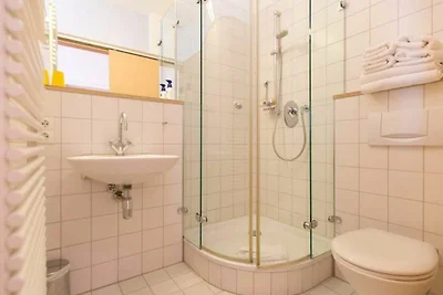 Villa Astrid, T4 Berlin