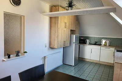 3-Raum, DG, 83m², Balkon