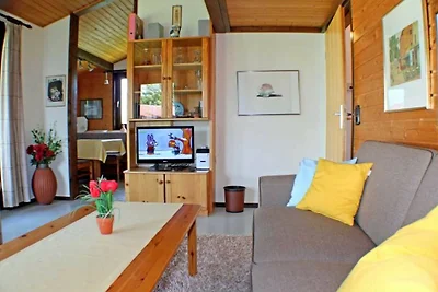 OFI-20 - Ferienhaus in guter Lage (HT)