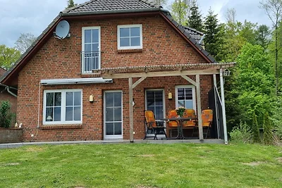 Ferienhaus Schlei-Wiese in Ulsnis mitten im N...