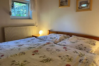 3-Raum-Ferienwohung bis 4 Pers. + Baby, Links