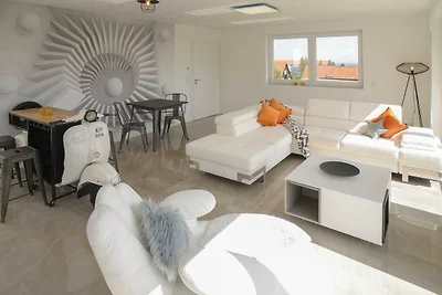 Apartment über 2 Etagen mit Terrasse - SH7...