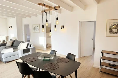 Fewo Ostseelauschen mit Gaskamin & Balkon