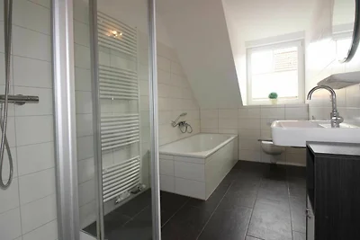 ROB 19 für 6 Personen, ca. 86 qm, Sauna