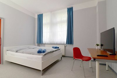 Mehrbettzimmer mit eigenem Badezimmer (bis 8 ...